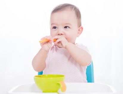 宝宝云告诉你宝宝的辅食到底一顿吃多少合适？