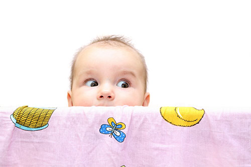 新生婴儿呕吐怎么办？其实确定宝宝发病原因尤为重要